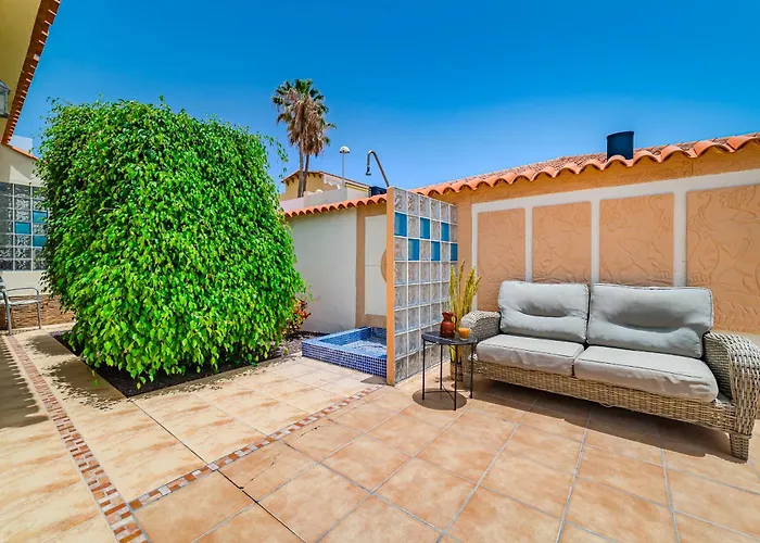 Villa Angel's Poolside *